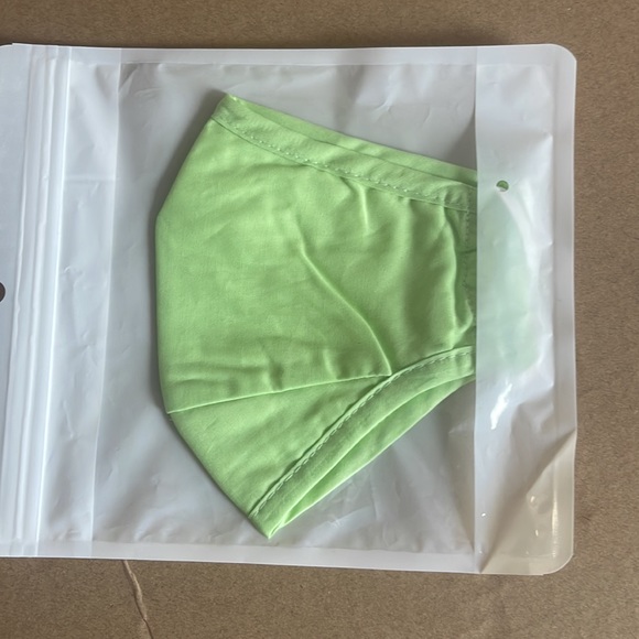 Solid Face Mask - Picture 3 of 7